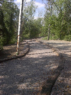 Weg am Parkplatz